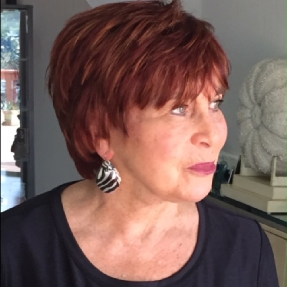 Meet your Posher, Lorraine